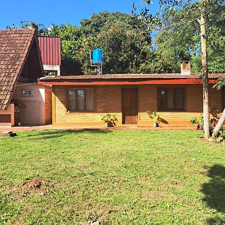 Bungalow Hostel Iguazu Puerto Iguazú Esterno foto