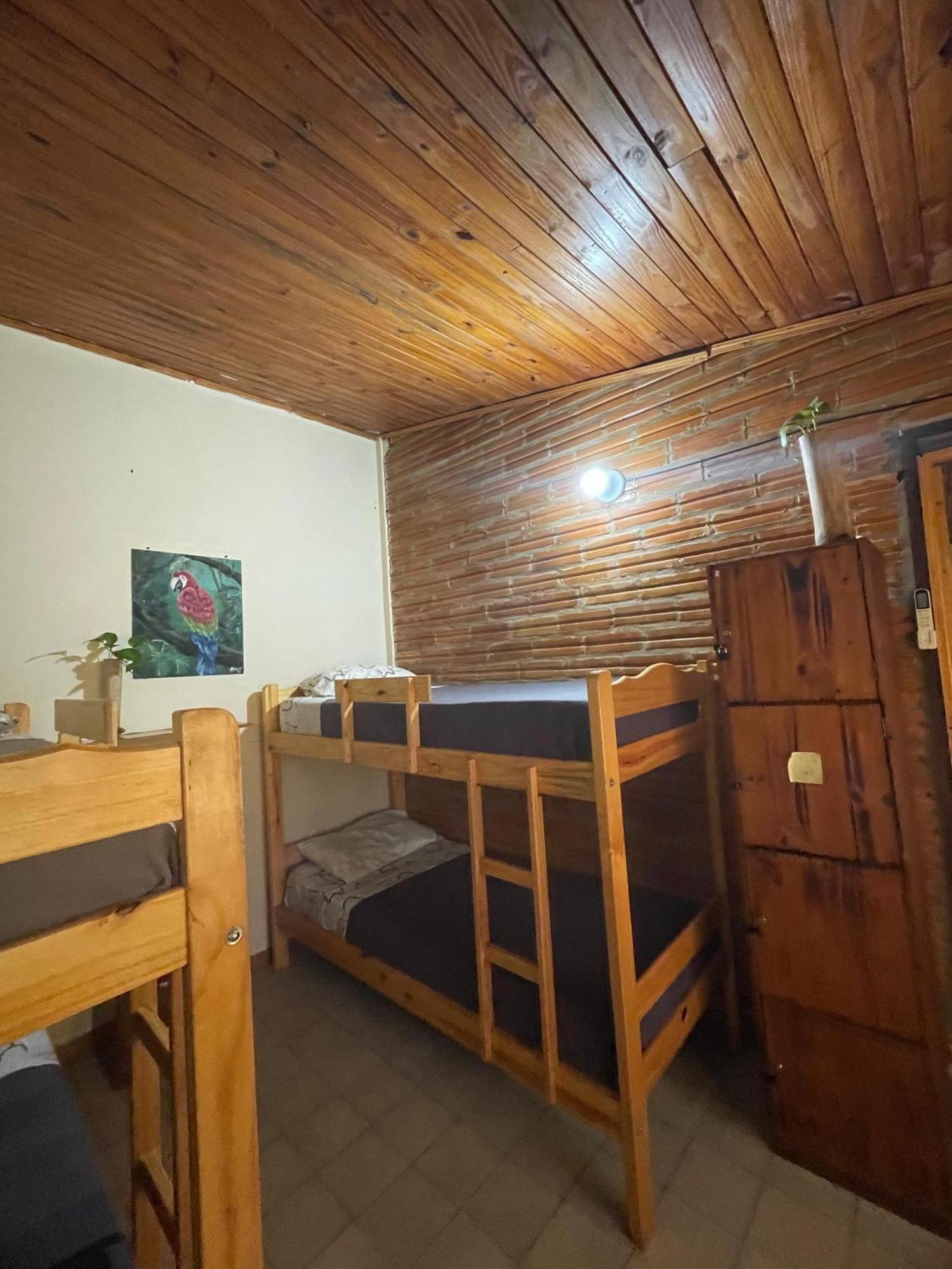 Bungalow Hostel Iguazu Puerto Iguazú Esterno foto