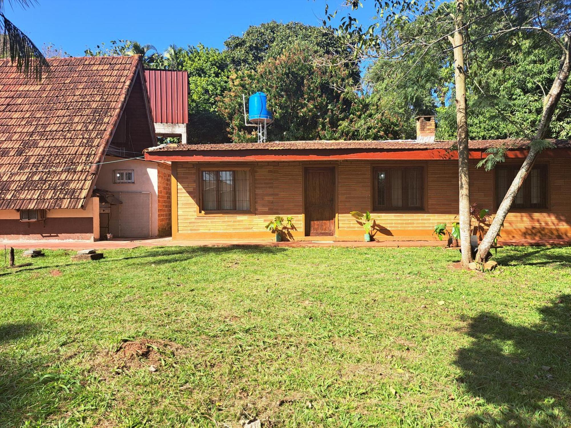 Bungalow Hostel Iguazu Puerto Iguazú Esterno foto